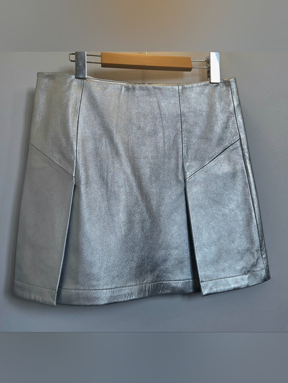 Robert Rodriguez Light Silver Leather A-Line Mini Skirt Size 6, 30 Waist